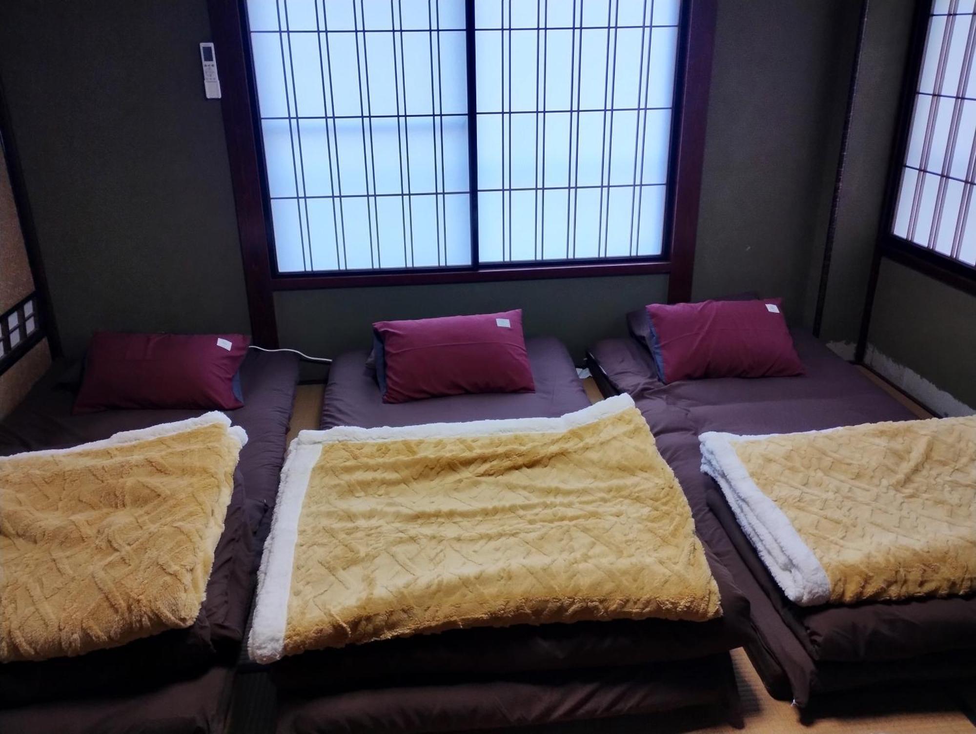 Backpackers Kur Guesthouse Asahirou 旅人湯治客舎朝日楼 Kaga  Eksteriør billede